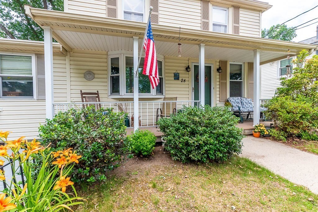 28 East Riverside Drive Dedham, MA 02026 - Photo 3 of 34 Gallery Image 3
