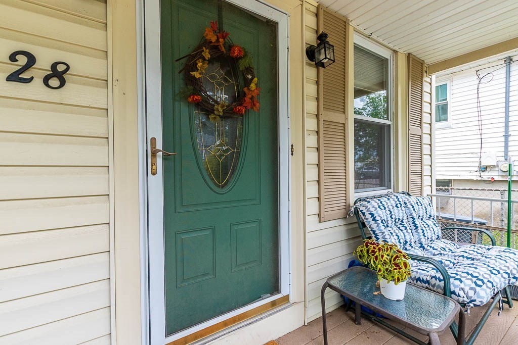 28 East Riverside Drive Dedham, MA 02026 - Photo 6 of 34 Gallery Image 6