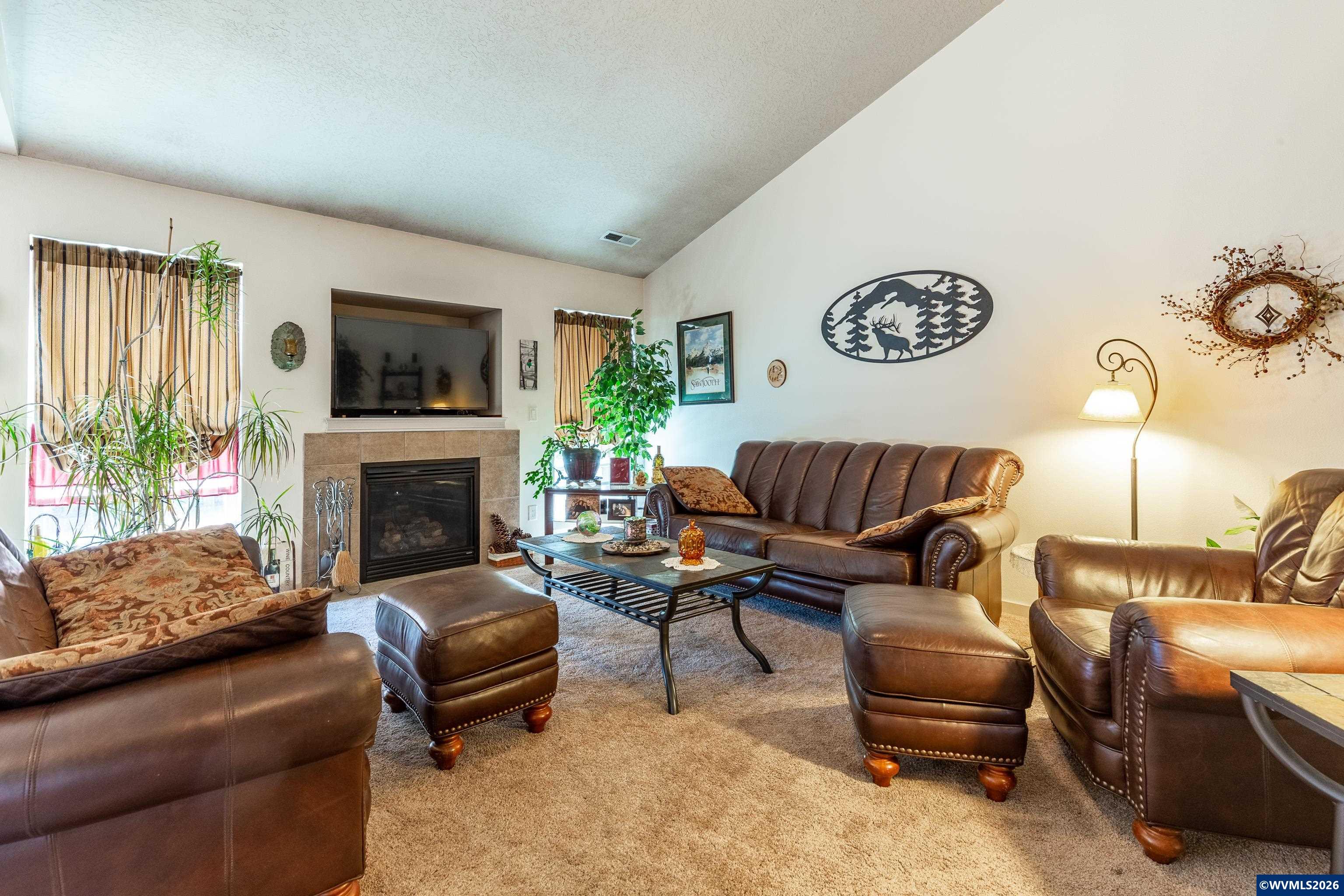 38886 Southwest 5th Avenue Scio, OR 97374 - Photo 4 of 42