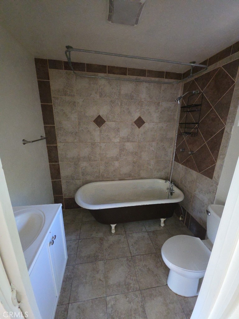 9633 Middle Creek Road Upper Lake, CA 95485 - Photo 8 of 18 a bathroom with a toilet and a shower