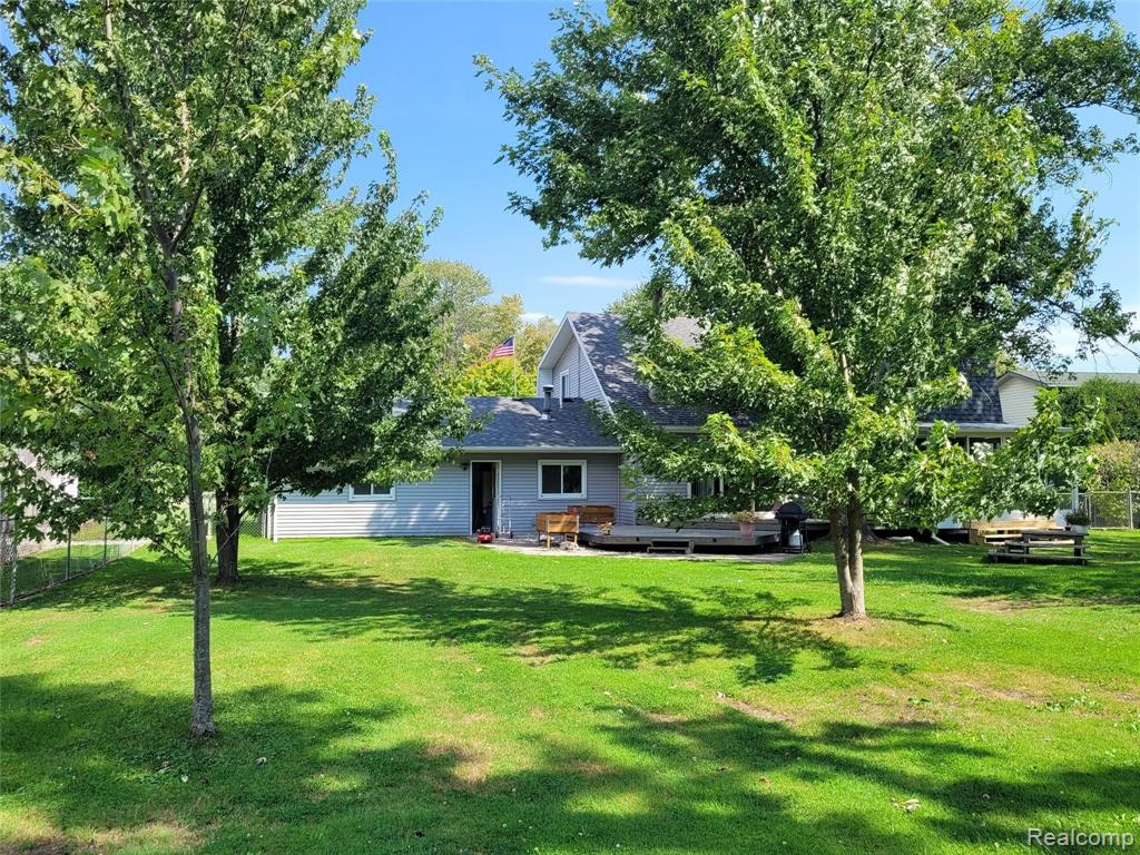 48722 Sugarbush Road Chesterfield, MI 48047 - Photo 38 of 41