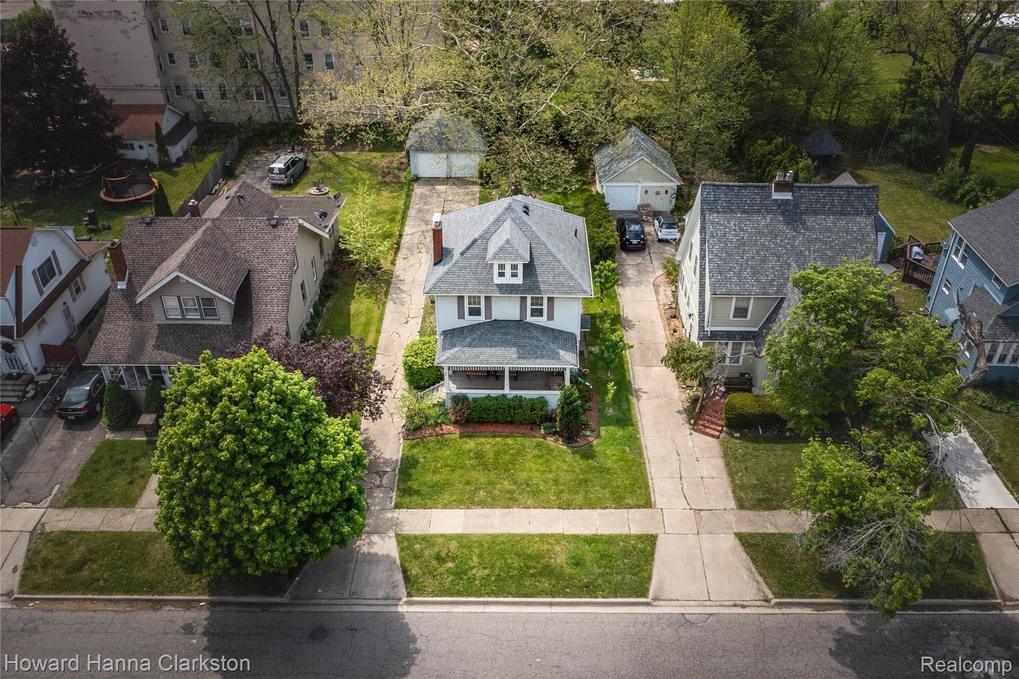 40 Chippewa Road Pontiac, MI 48341 - Photo 31 of 32 DJI_0790.jpg