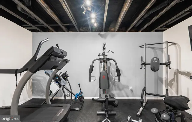 $1,200,000 | 6616 Osborne Hill Drive, Upper Marlboro, MD 20772