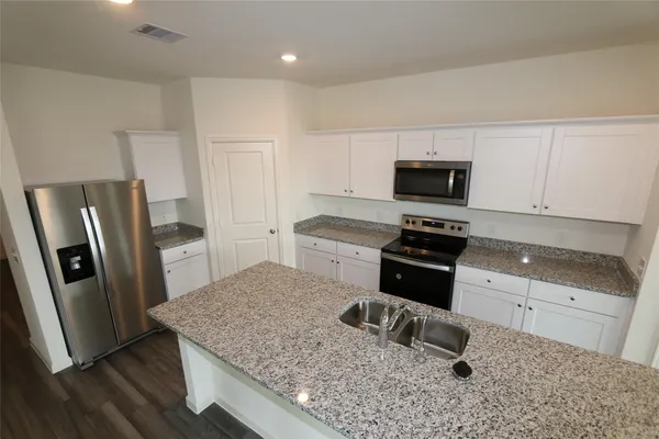 $2,000 | 3977 Fringe Tree Lane, Brookshire, TX 77423