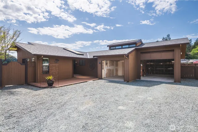 $655,000 | 146 Lummi Drive, La Conner, WA 98257