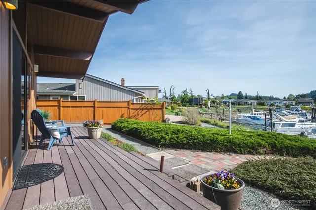 $655,000 | 146 Lummi Drive, La Conner, WA 98257