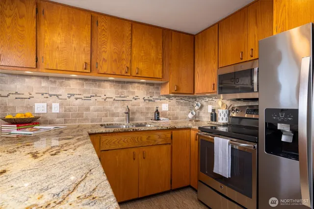 $655,000 | 146 Lummi Drive, La Conner, WA 98257