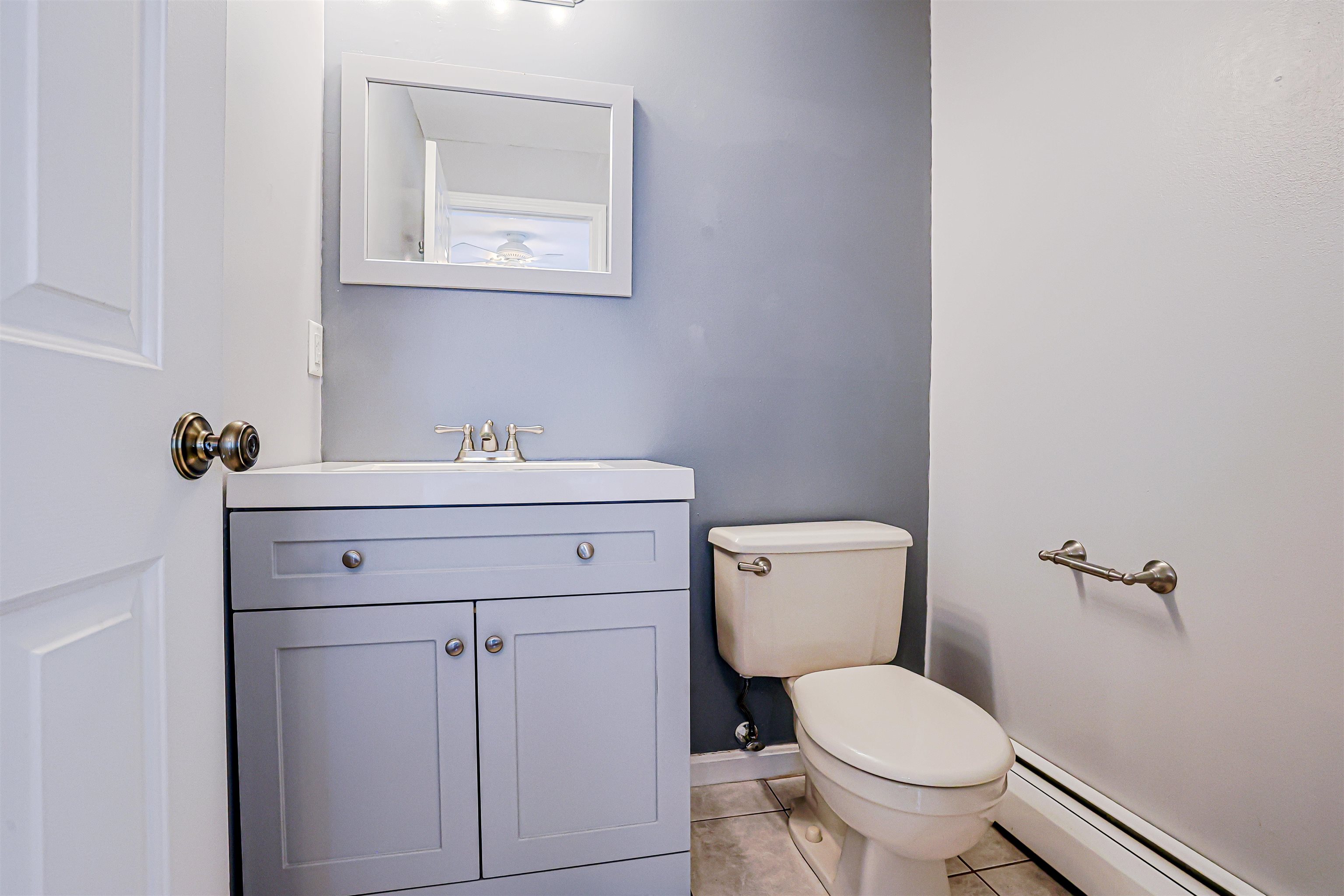 11 Valley W Way Manchester, NH 03102 - Photo 12 of 32