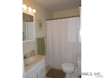 227 Elm Street Roxana, IL 62084 - Photo 10 of 13 Gallery Image 10
