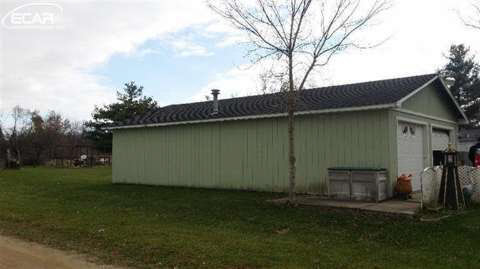 16219 Falk Road Holly, MI 48442 - Photo 3 of 17 20428084-2.JPG