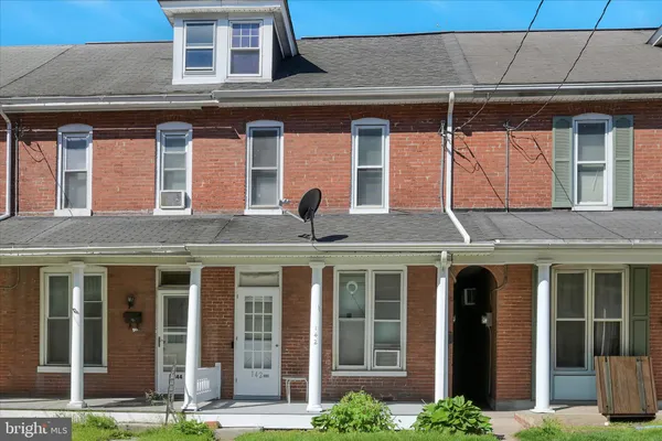 $220,000 | 142 South Poplar Street, Elizabethtown, PA 17022