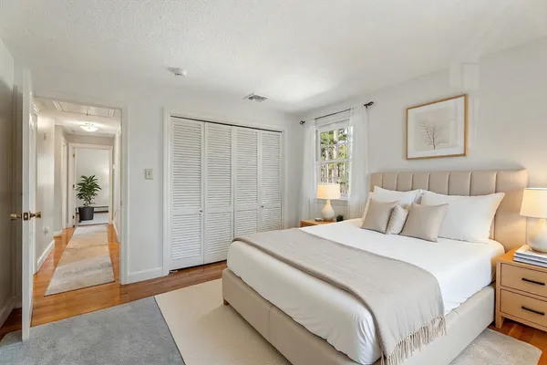 $1,095,000 | 1 Lancaster Place, Andover, MA 01810