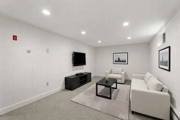 $1,095,000 | 1 Lancaster Place, Andover, MA 01810