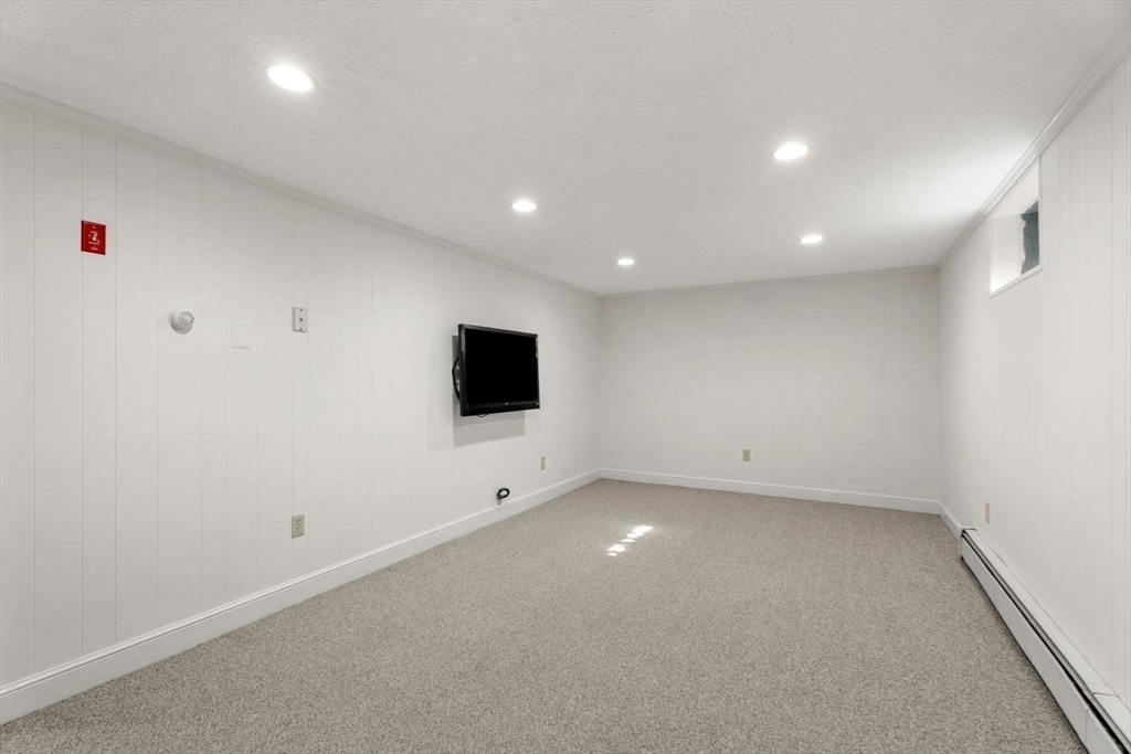1 Lancaster Place Andover, MA 01810 - Photo 28 of 41