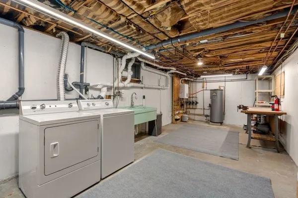 $1,095,000 | 1 Lancaster Place, Andover, MA 01810