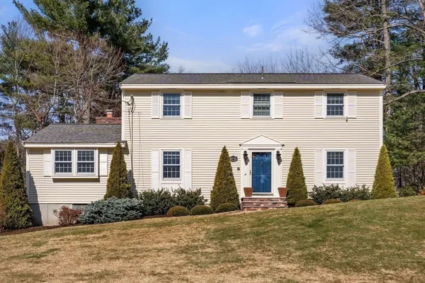 $1,095,000 | 1 Lancaster Place, Andover, MA 01810