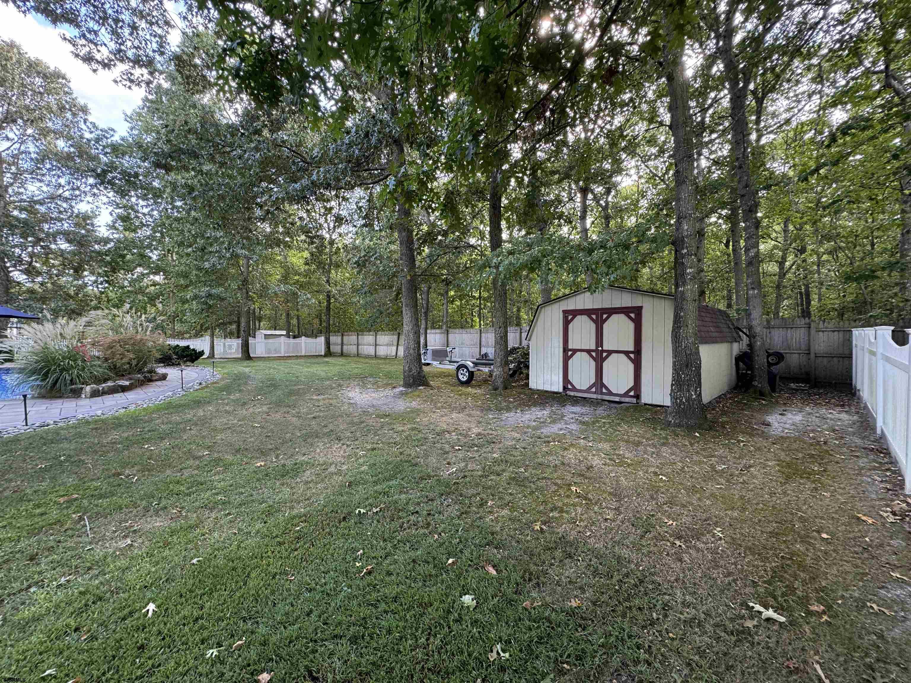 215 Prancer Road Egg Harbor Township, NJ 08234 - Photo 39 of 46 a house view with a garden space