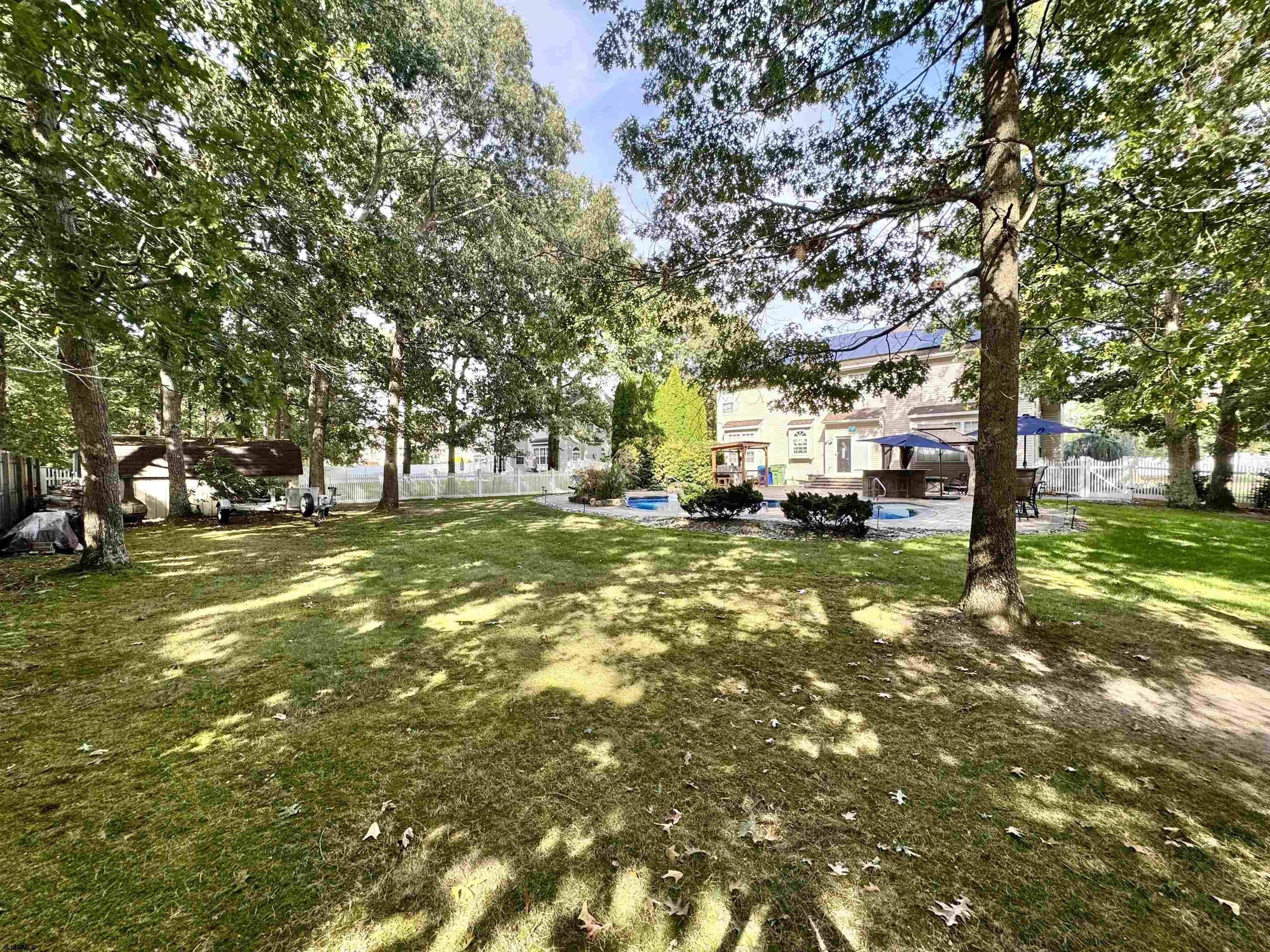 215 Prancer Road Egg Harbor Township, NJ 08234 - Photo 40 of 46 a view of yard with trees