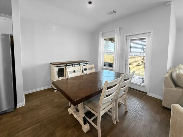 $1,950 | 730 Gladiola Loop, Kyle, TX 78640