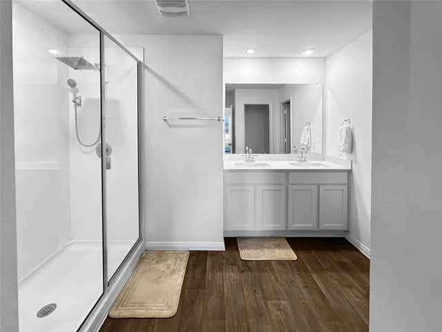 $1,950 | 730 Gladiola Loop, Kyle, TX 78640