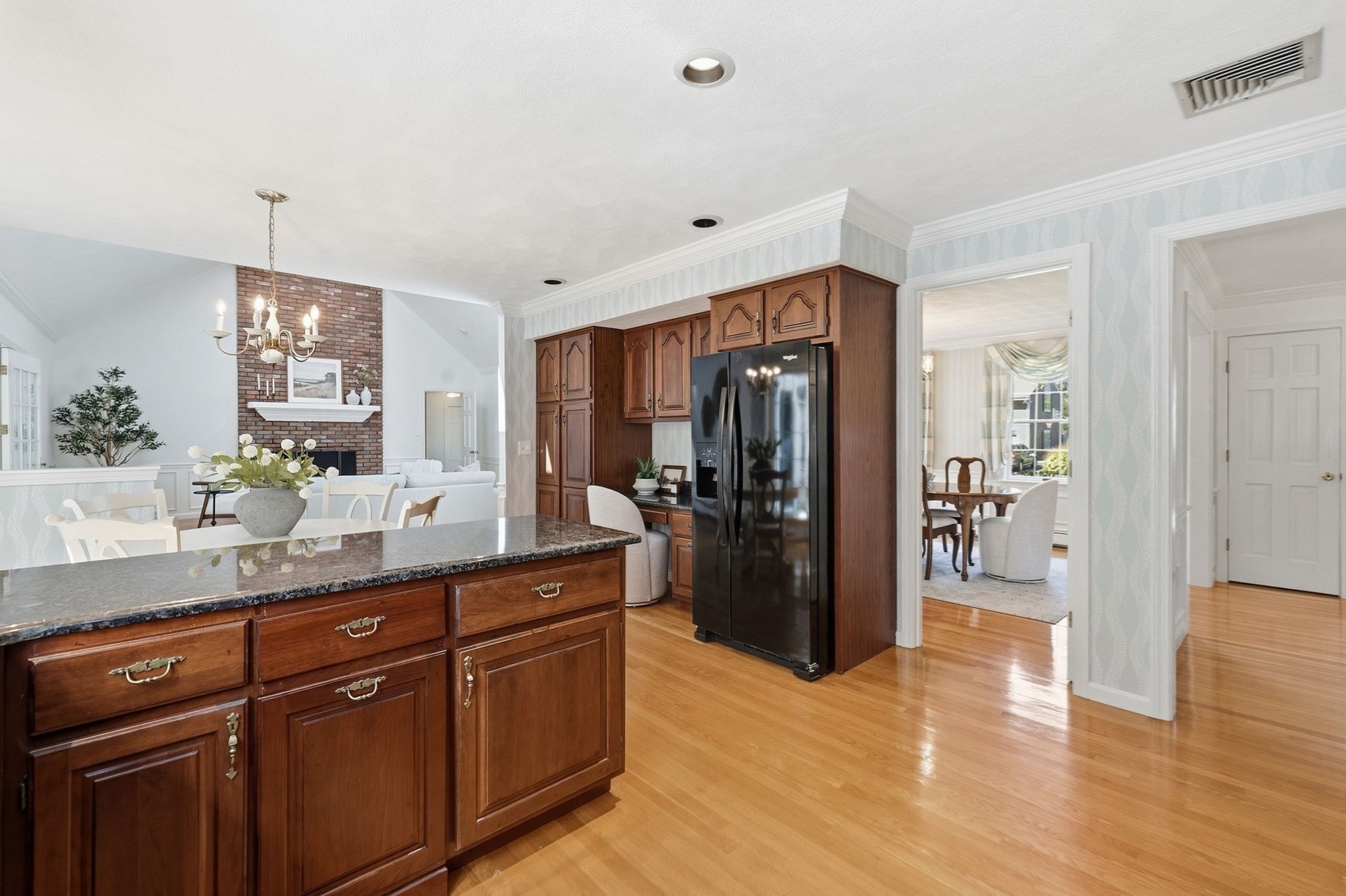 9 Peterson Road Peabody, MA 01960 - Photo 15 of 42 Gallery Image 15