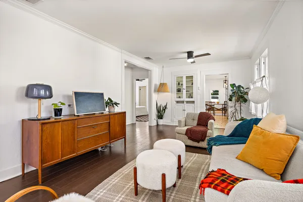 $725,000 | 933 East 51st Street, Austin, TX 78751