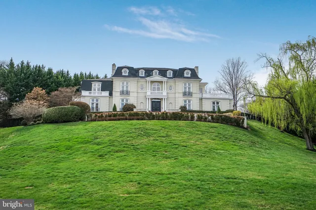 $5,900,000 | 8023 Georgetown Pike, McLean, VA 22102