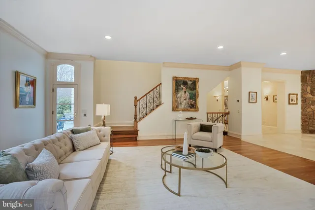 $5,900,000 | 8023 Georgetown Pike, McLean, VA 22102