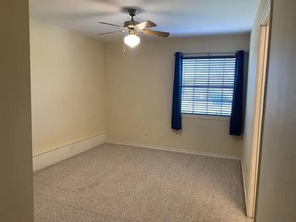 $1,999 | 1922 20th Street, Huntsville, TX 77340