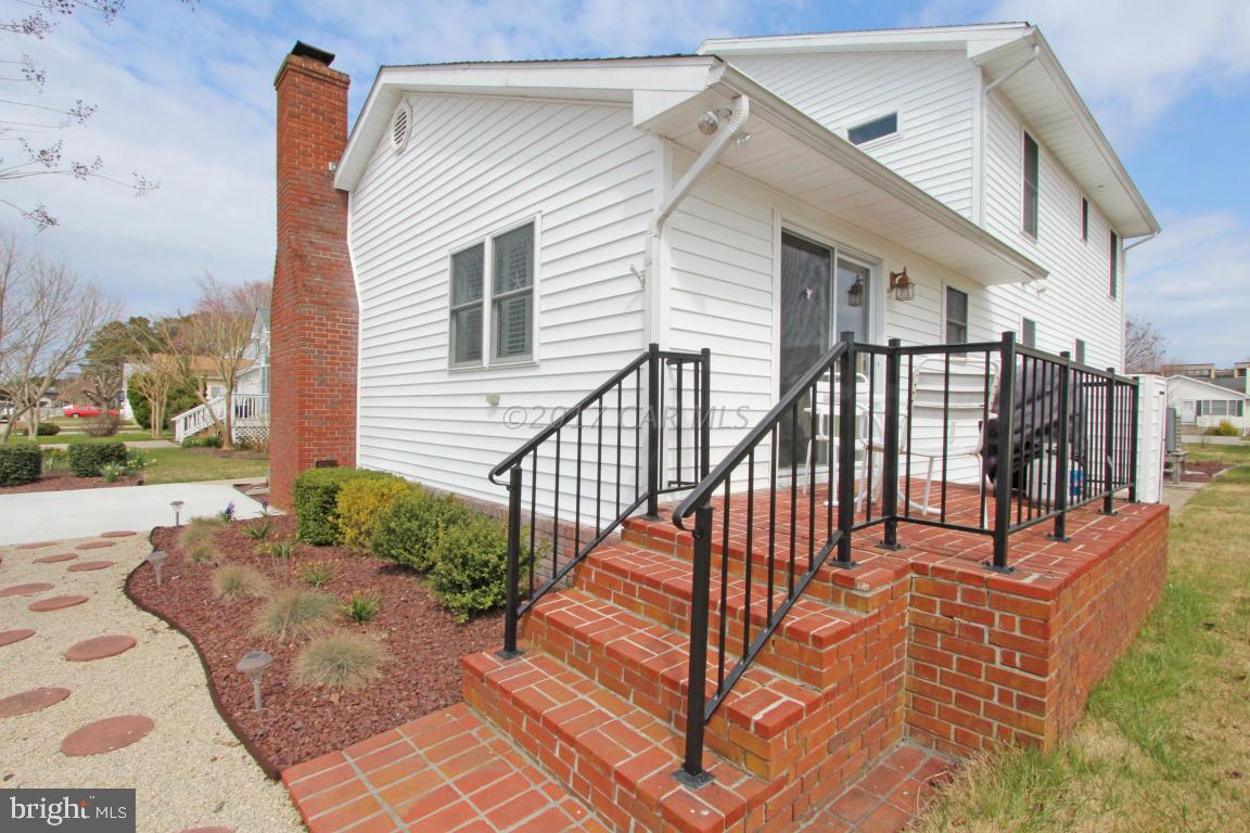 13908 Fiesta Road Ocean City, MD 21842 - Photo 4 of 46 Gallery Image 4