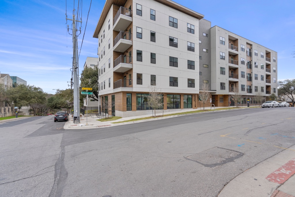 2500 Longview Street, Unit 105 Austin, TX 78705 - Photo 21 of 24