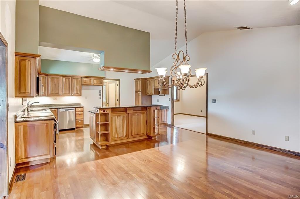 2718 Washington Mill Road Bellbrook, OH 45305 - Photo 5 of 65 Gallery Image 5