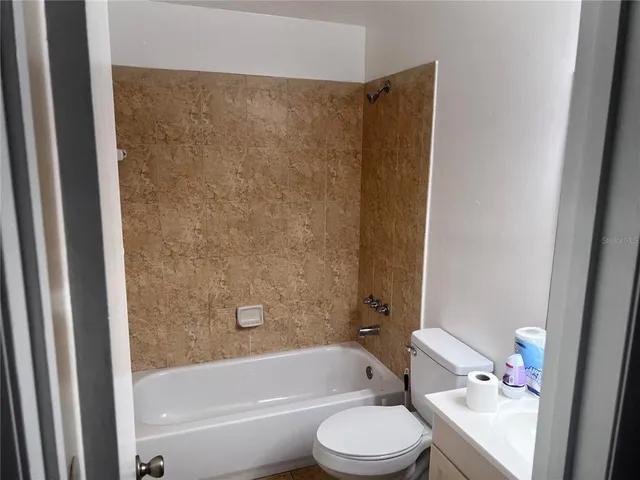 $510,000 | 2442 Northwest 59th Avenue, Gainesville, FL 32653