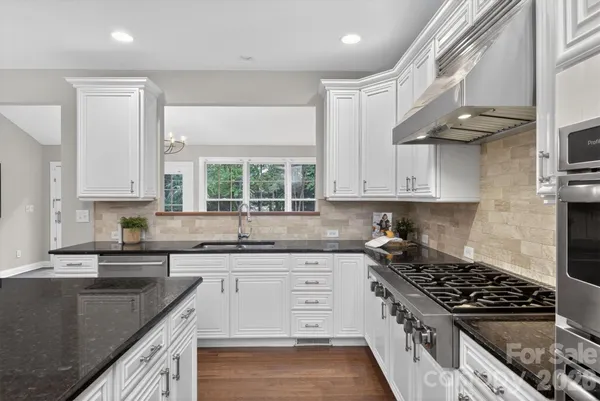 $1,585,000 | 6017 Autumn Blossom Lane, Waxhaw, NC 28173