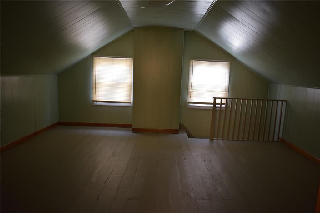 645 10 Mile Road Amity, PA 15311 - Photo 12 of 17