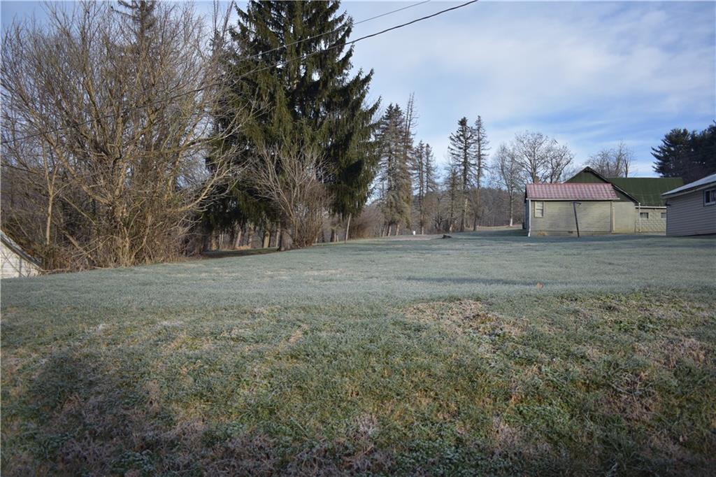 645 10 Mile Road Amity, PA 15311 - Photo 4 of 17