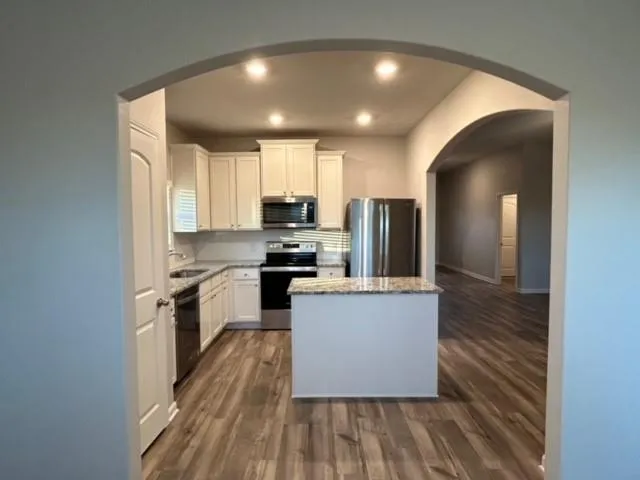 $2,200 | 1117 Wheatfield Lane, Crowley, TX 76036