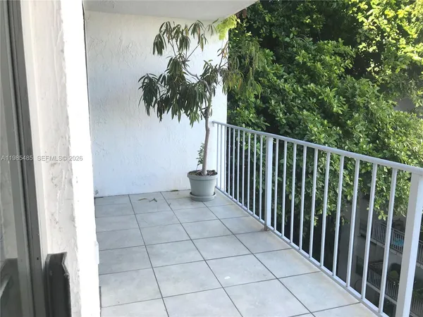 $2,600 | 700 Northeast 63rd Street, Unit D503, Miami, FL 33138