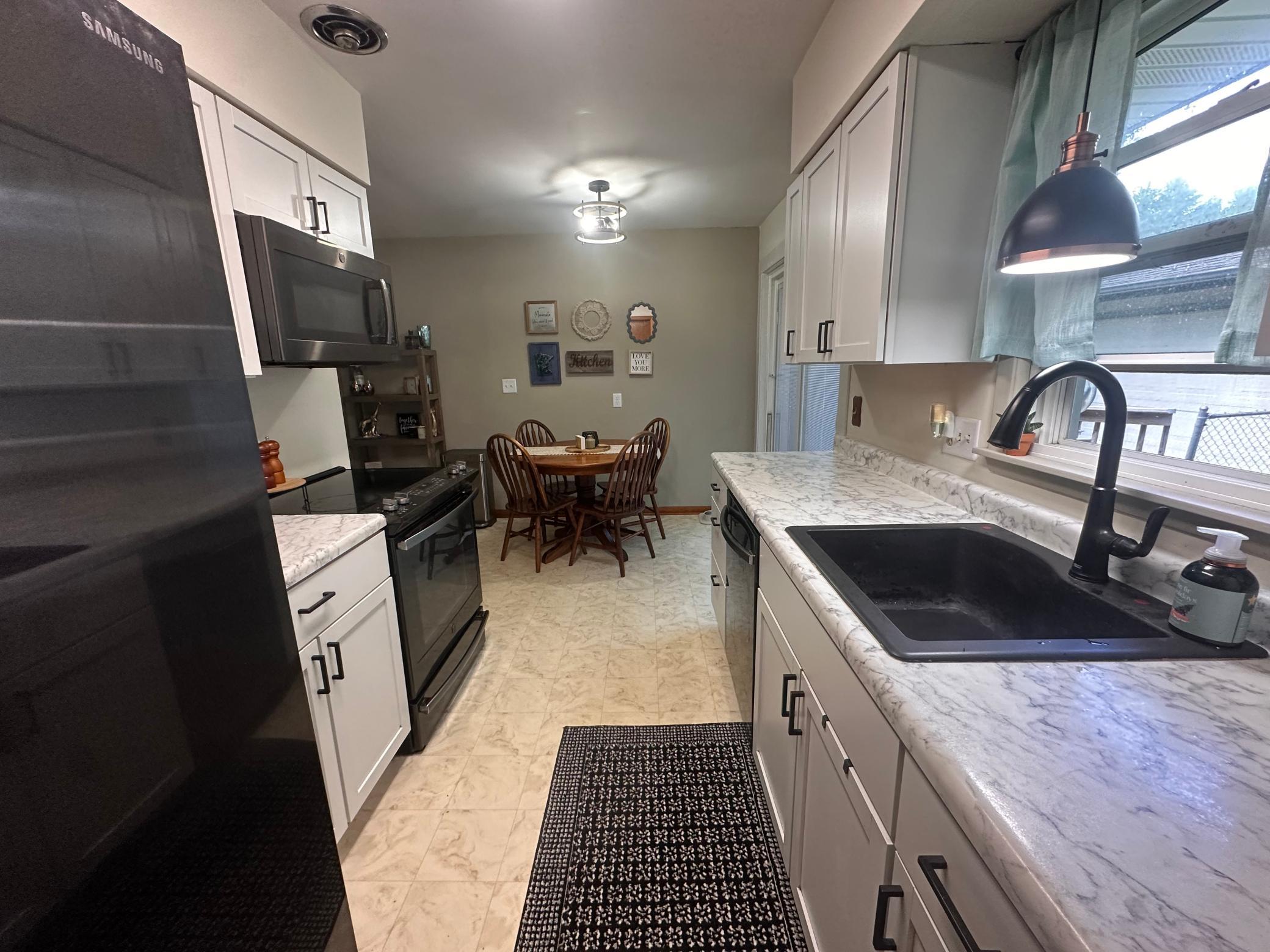 3929 5th Street Northwest Rochester, MN 55901 - Photo 13 of 45