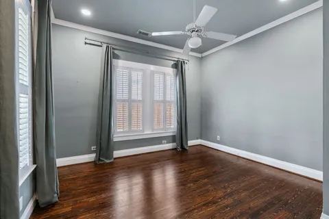 $995,000 | 1421 Columbia Street, Houston, TX 77008