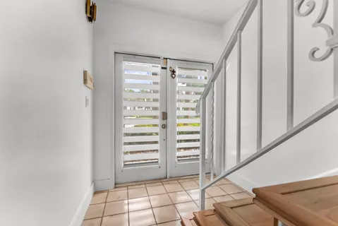 $735,000 | 1194 Hillsboro Mile, Unit 72, Hillsboro Beach, FL 33064