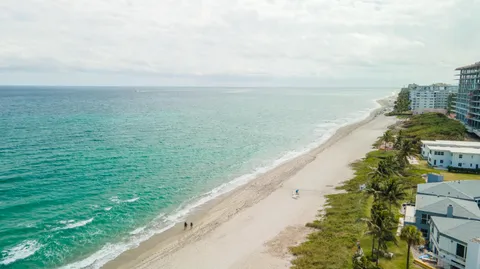 $735,000 | 1194 Hillsboro Mile, Unit 72, Hillsboro Beach, FL 33064