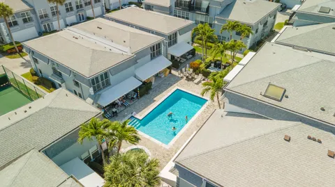 $735,000 | 1194 Hillsboro Mile, Unit 72, Hillsboro Beach, FL 33064