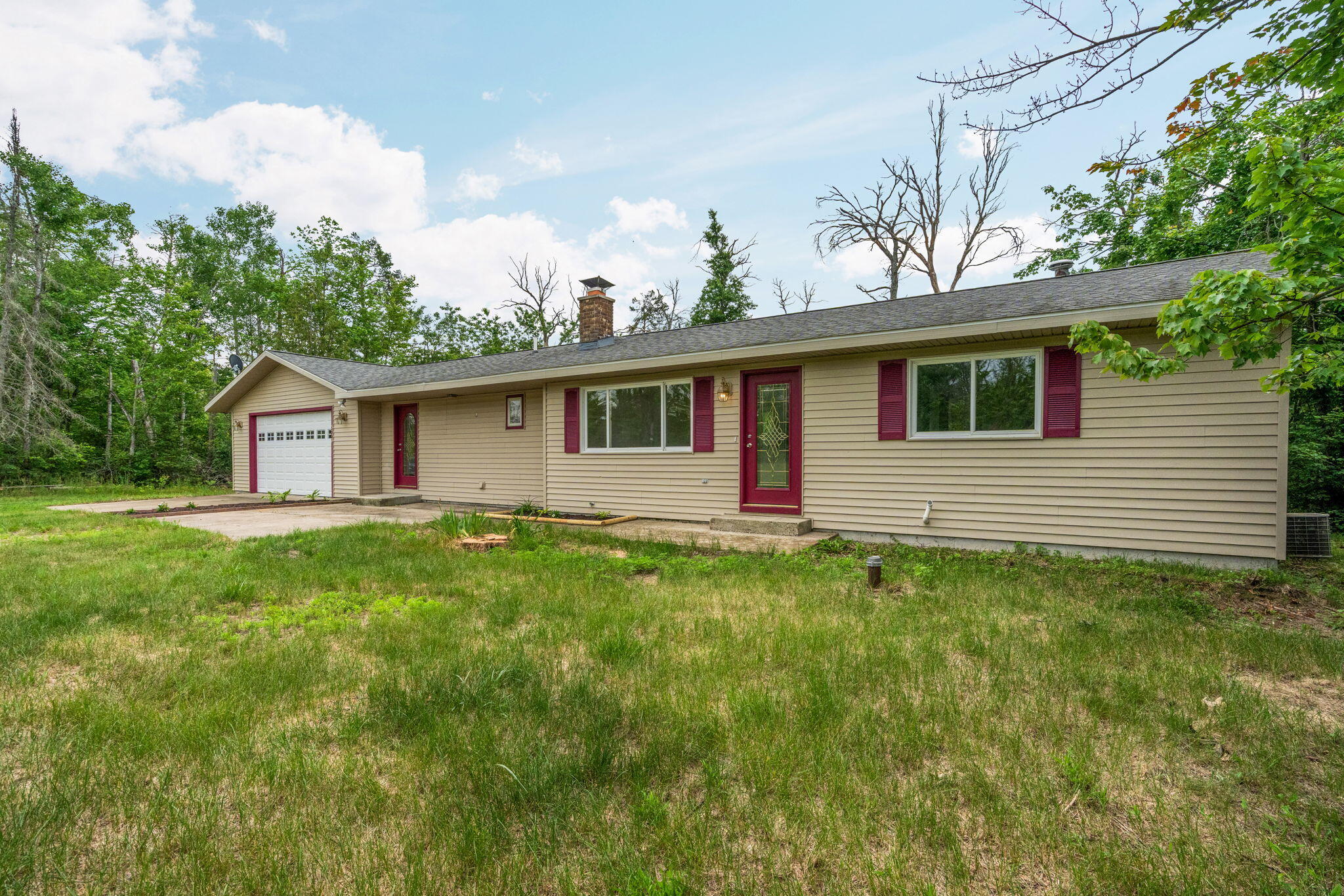 3719 Aarons Road Lewiston, MI 49756 - Photo 3 of 38 Gallery Image 3