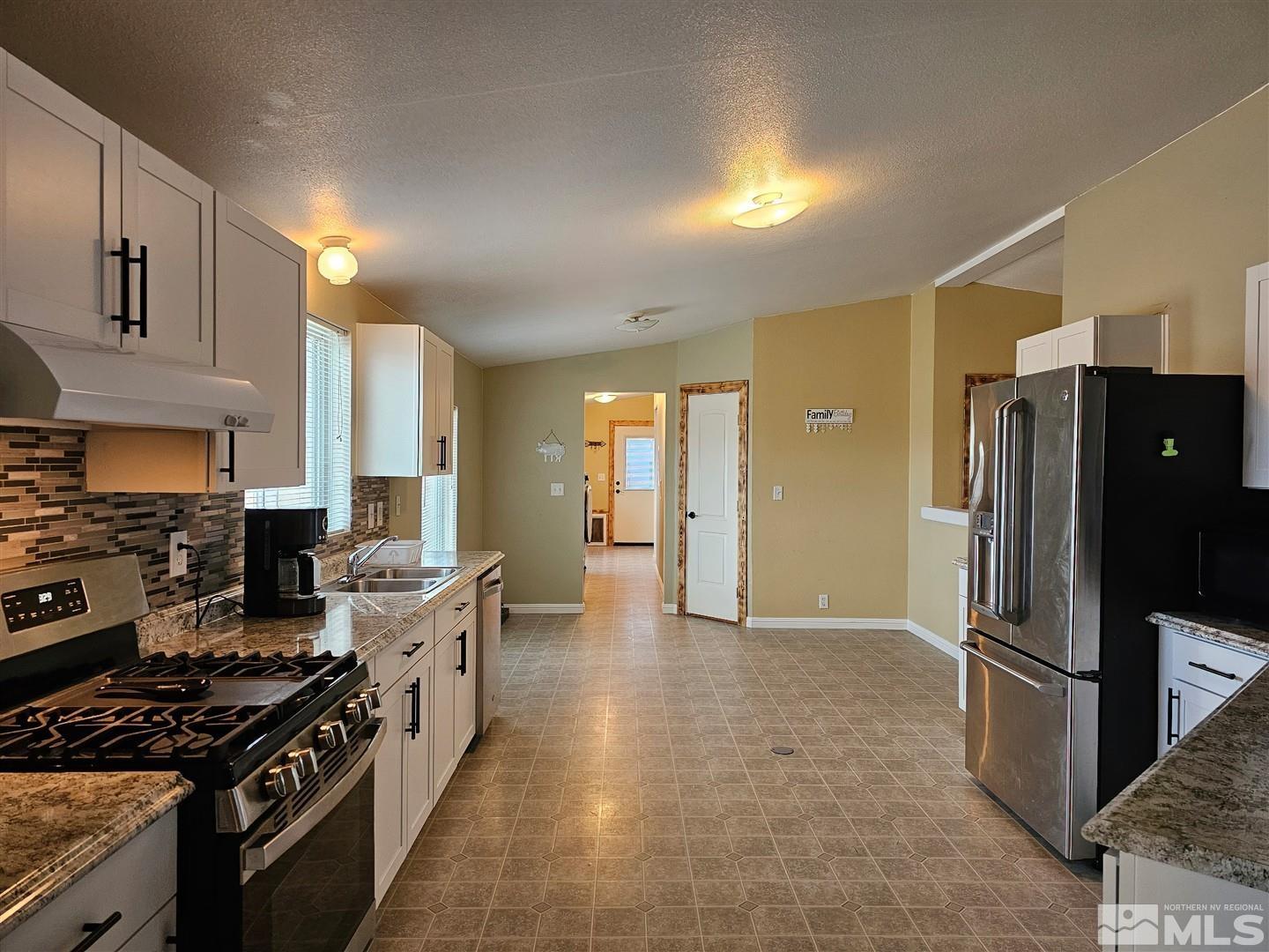 6 Basque Lane Yerington, NV 89447 - Photo 12 of 23 Photo 12