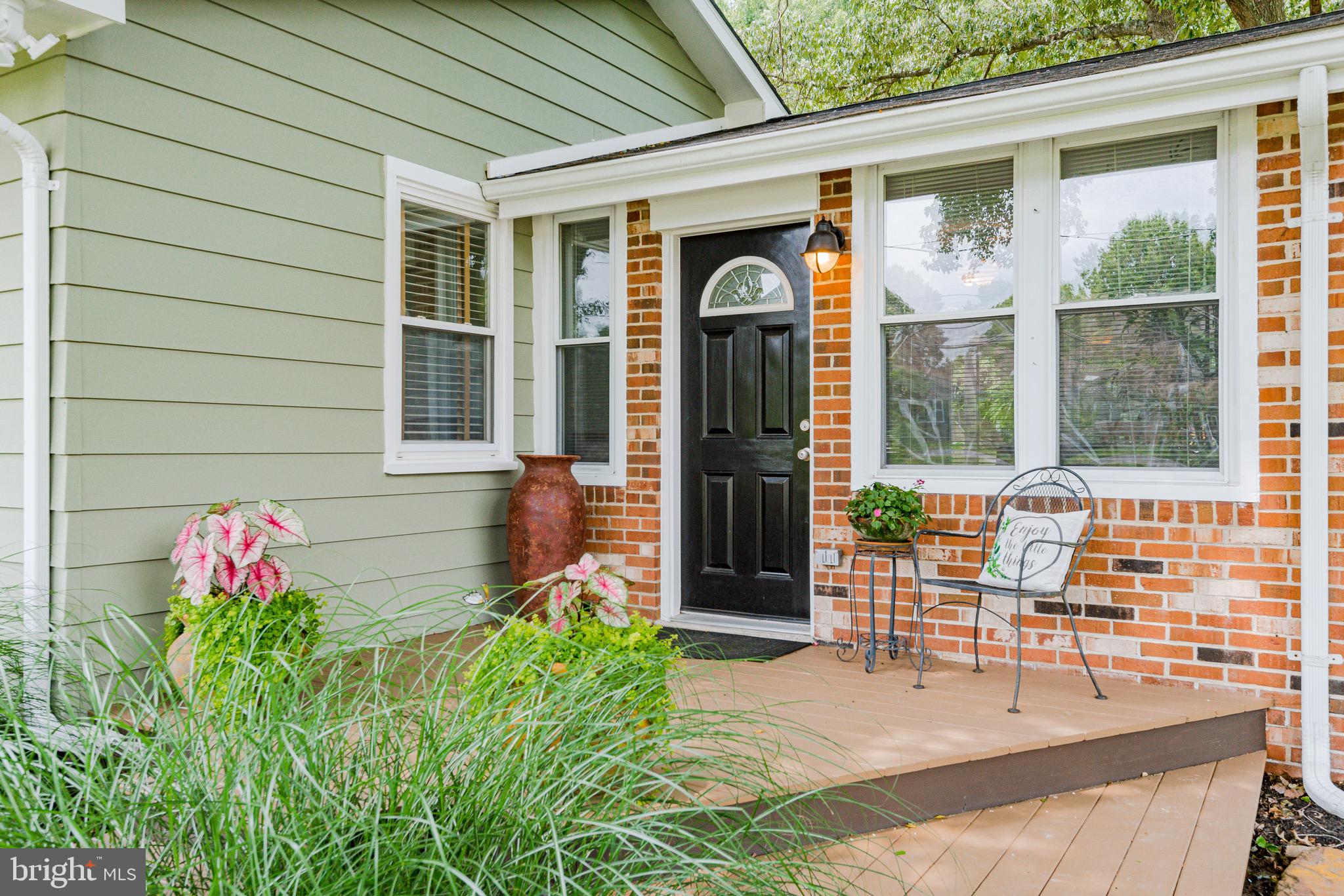 20 Brookfield Road Pasadena, MD 21122 - Photo 2 of 71