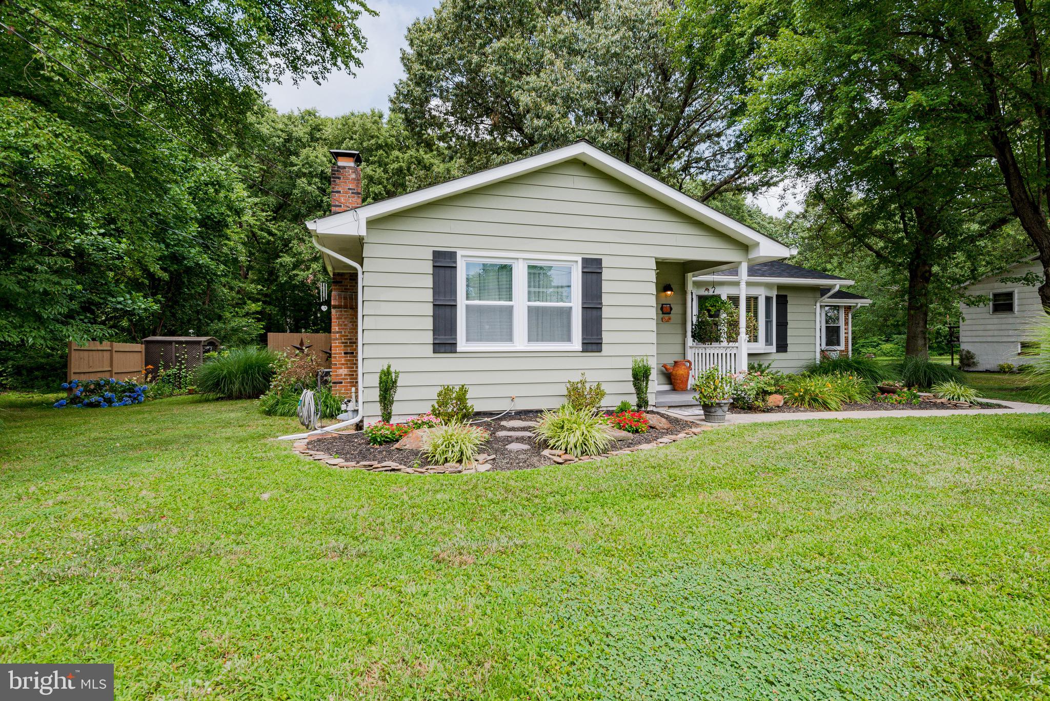 20 Brookfield Road Pasadena, MD 21122 - Photo 4 of 71