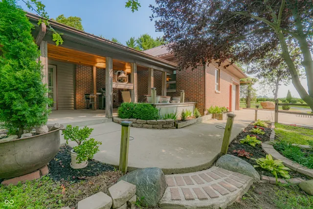 $549,000 | 3999 West 950 South, Waveland, IN 47989