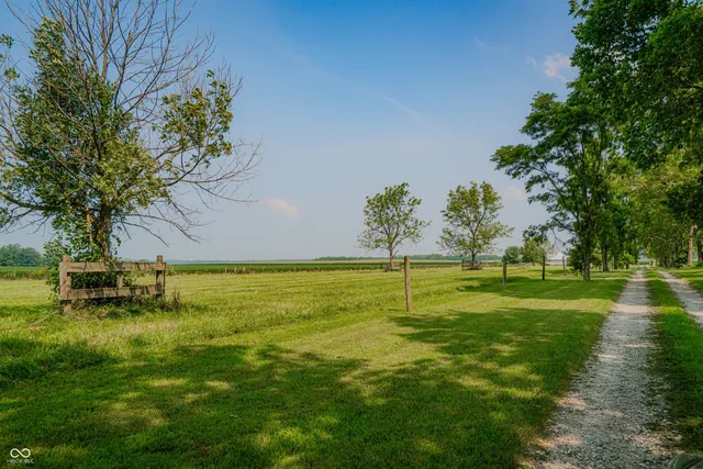 $549,000 | 3999 West 950 South, Waveland, IN 47989