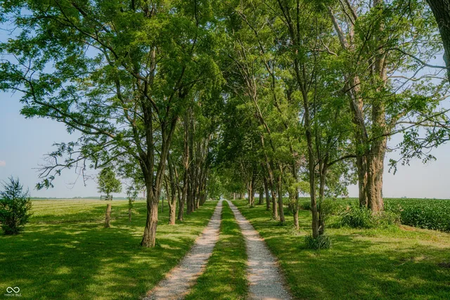 $549,000 | 3999 West 950 South, Waveland, IN 47989